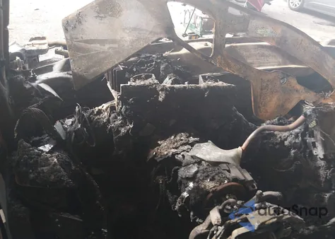 2017 Cadillac Escalade Esv Premium Luxury z USA, uszkodzony, nr VIN 1GYS4JKJ7HR298671